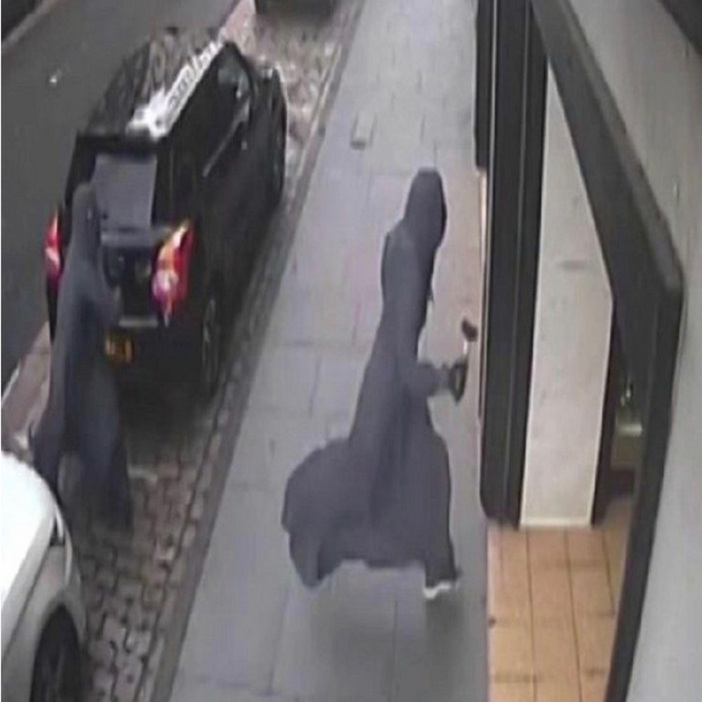 Meet your Posher, Ender